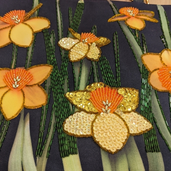 Daffodil sequin purse - Picture 7 of 8